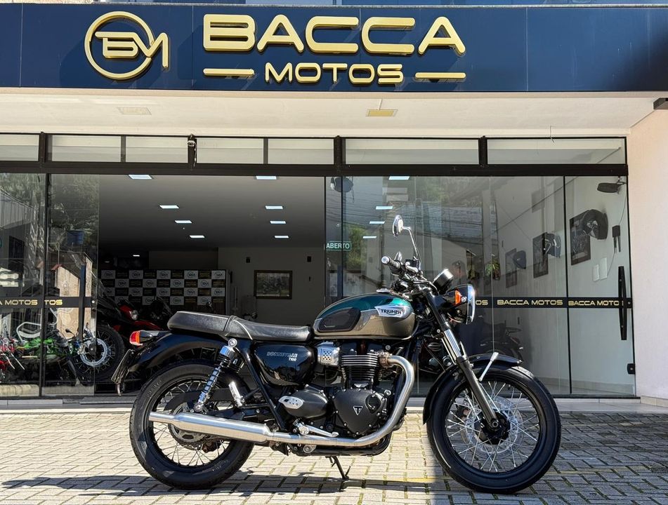 TRIUMPH BONNEVILLE T100 