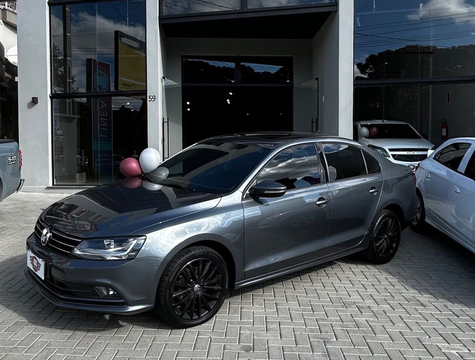 VolksWagen JETTA Trendline 1.4 TSI 16V 4p  Aut.