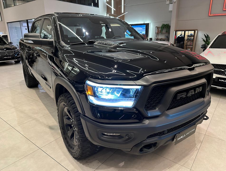 RAM 1500 REBEL 5.7 HEMI CD V8 4x4 Aut.