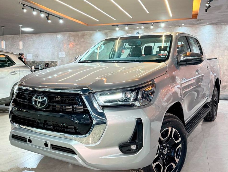 Toyota Hilux CD SRX 4x4 2.8 TDI 16V Diesel Aut.