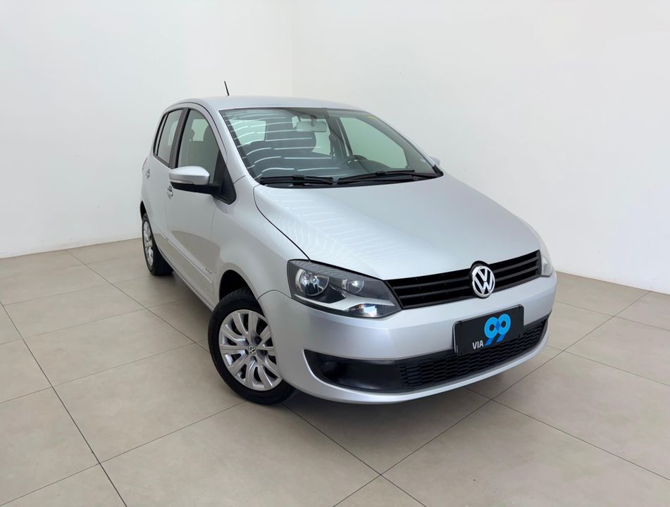 VolksWagen Fox 1.6 Mi Total Flex 8V 5p
