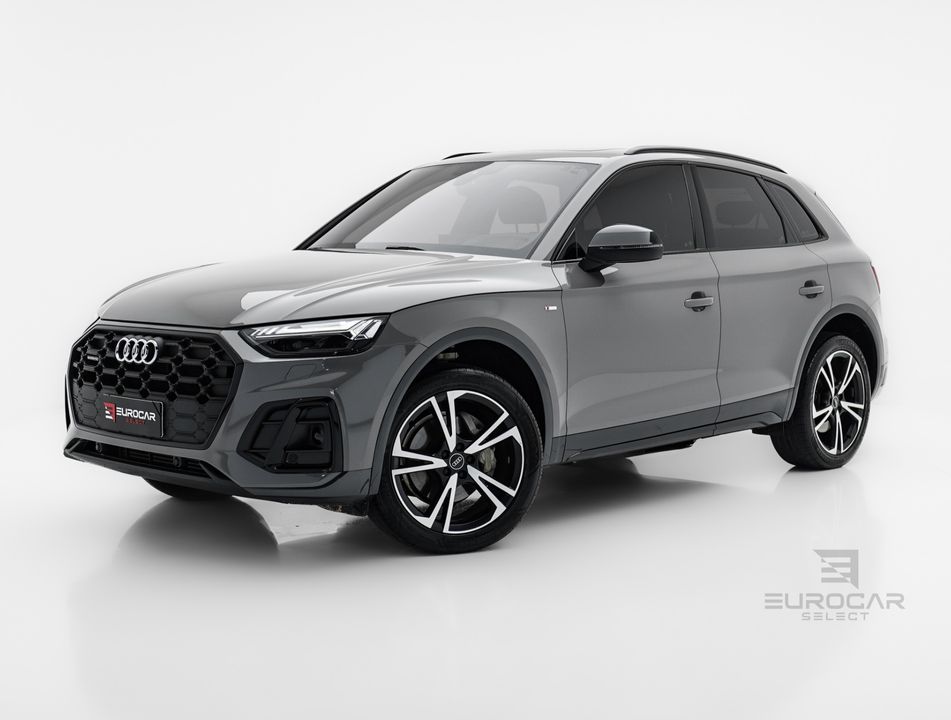 Audi Q5 S-Line Black 2.0 TFSI Quat. S-Tronic
