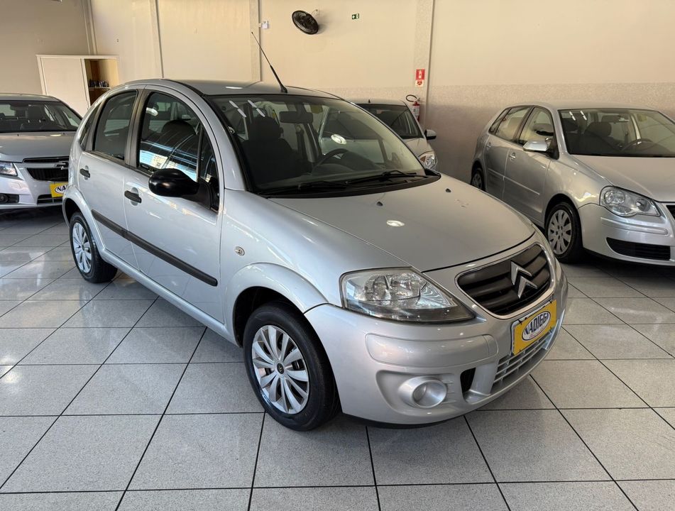 Citroën C3 GLX 1.4/ GLX Sonora 1.4 Flex 8V 5p