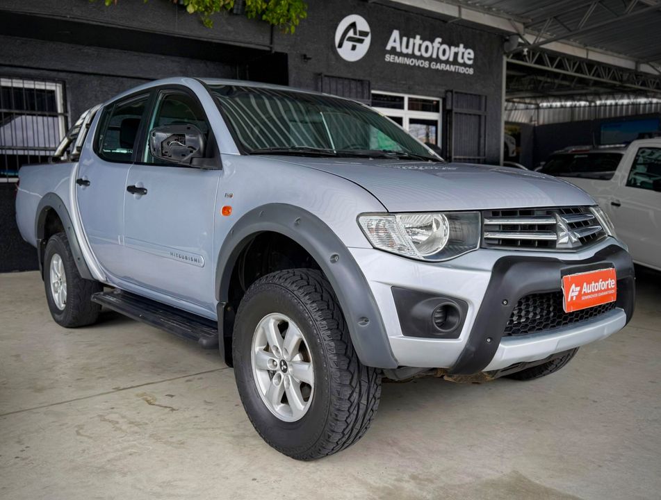 Mitsubishi L200 Triton GLS 3.2 CD TB Int.Diesel Mec