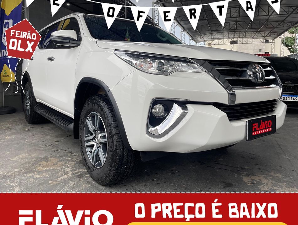 Toyota Hilux SW4 SRV 4x2 2.7 Flex 16V Aut.