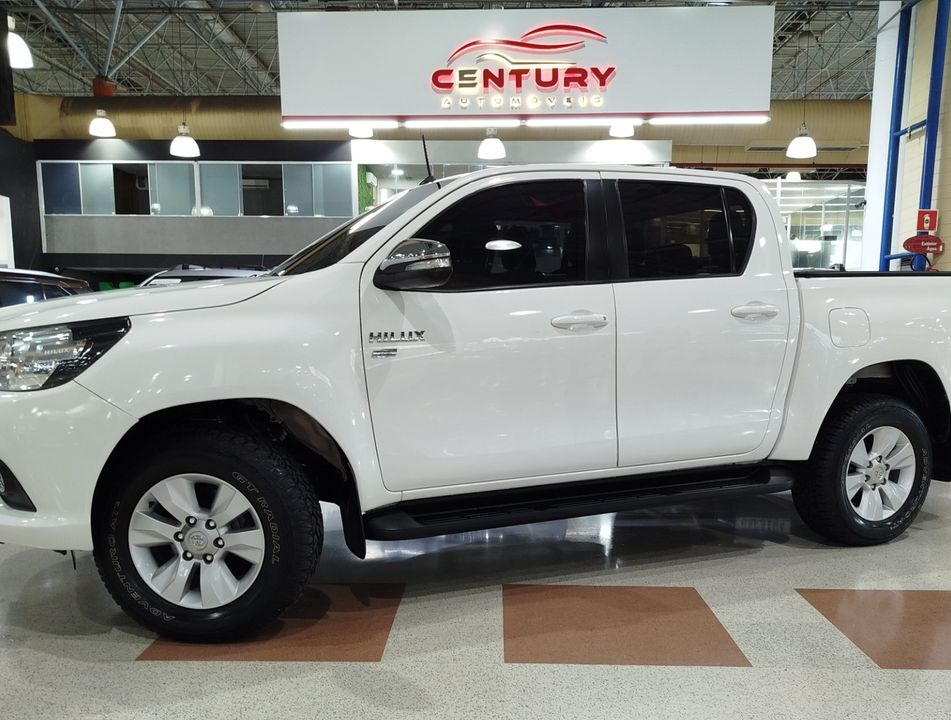 Toyota Hilux CD SRV 4x2 2.7 Flex 16V Aut.