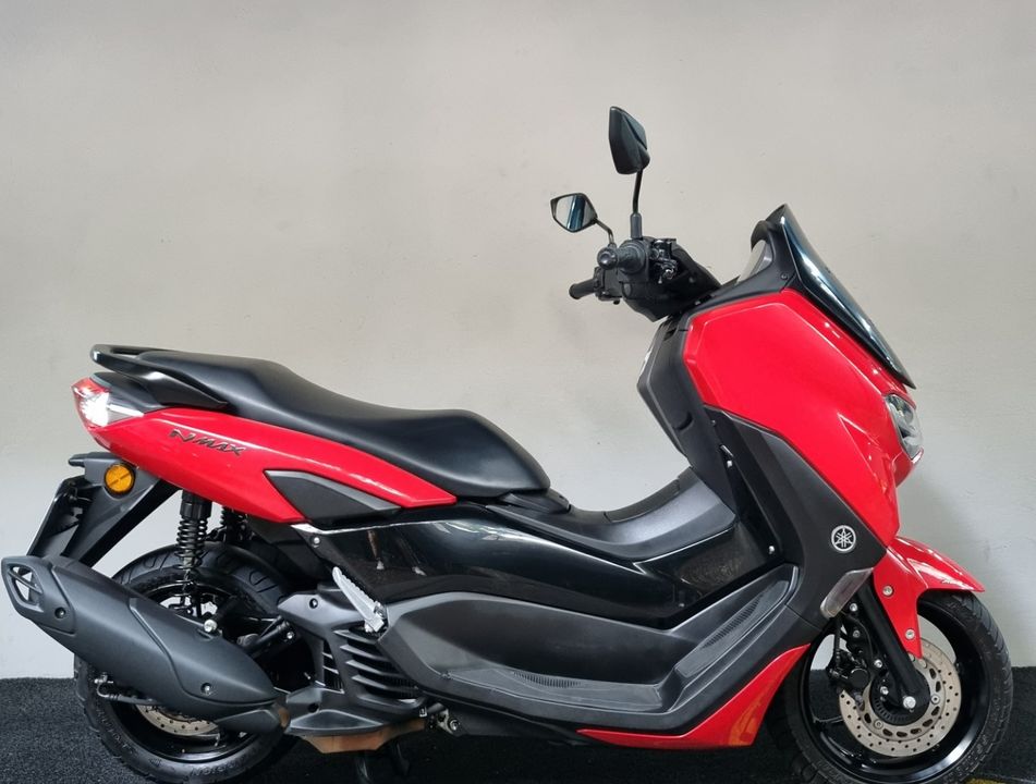 YAMAHA NMAX Connected 160 ABS