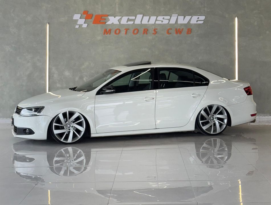 VolksWagen JETTA Comfortline 2.0 T.Flex 8V 4p Tipt.