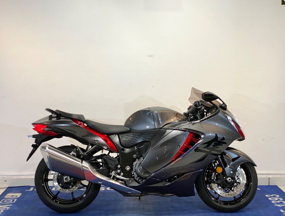 SUZUKI GSX 1300-R HAYABUSA