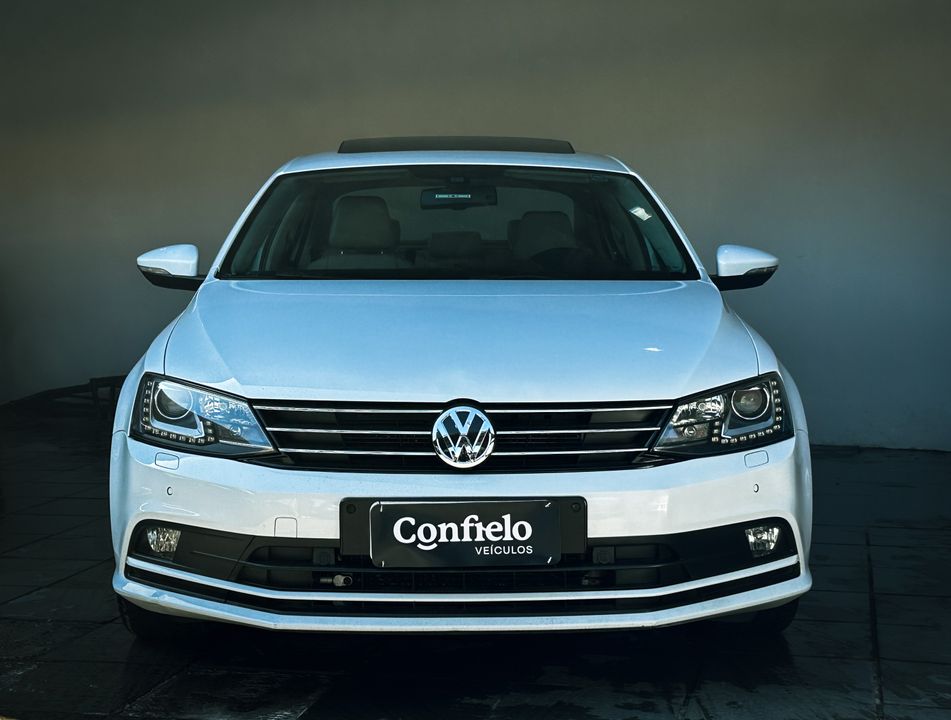 VolksWagen JETTA Highline 2.0 TSI 16V 4p Tiptronic