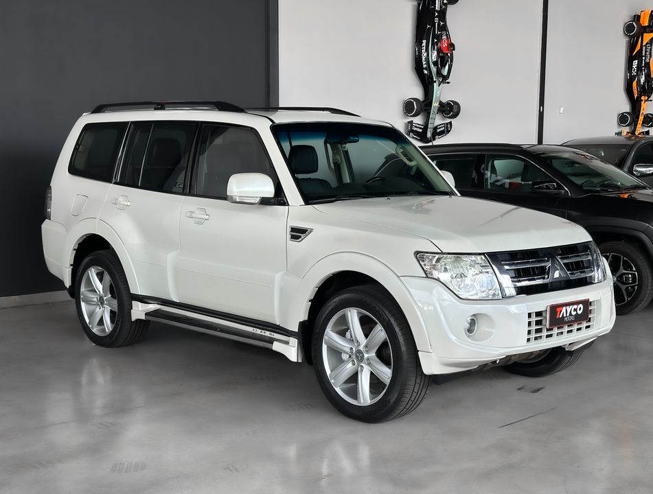 Mitsubishi Pajero HPE Full 3.2 4x4 T.I.Dies. 5p Aut