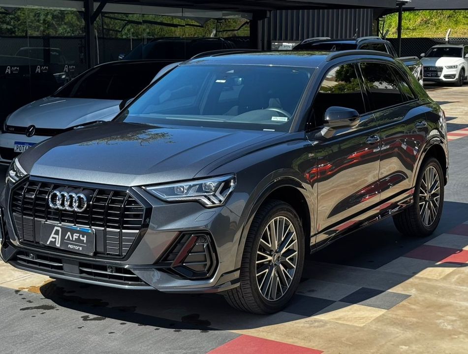 Audi Q3 Performance 2.0 TFSI Tiptr. Quattro