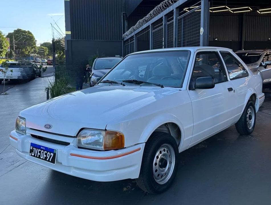 Ford Escort Hobby 1.0