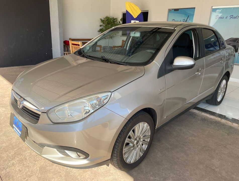 Fiat Grand Siena ESSENCE Dual. 1.6 Flex 16V