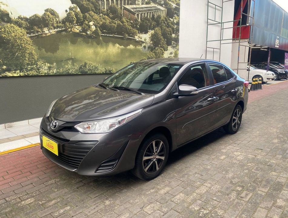 Toyota YARIS XL Live Sedan 1.5 Flex 16V 4p Aut.