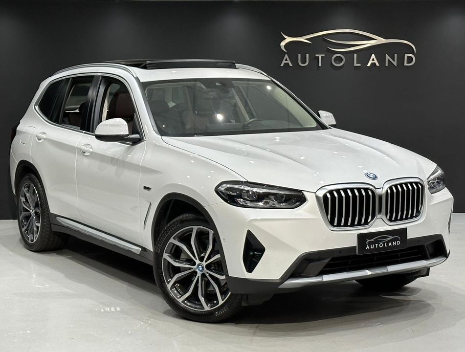 BMW X3 XDRIVE 30e X-Line Turbo Híbrido Aut.