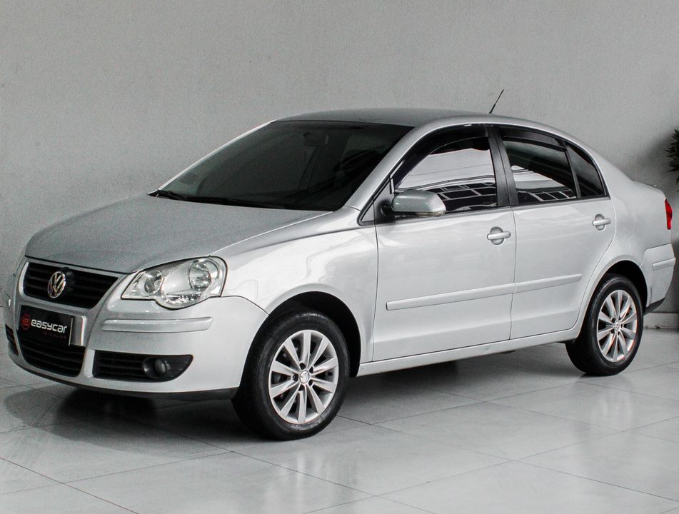 VolksWagen Polo Sedan 1.6 Mi Total Flex 8V 4p