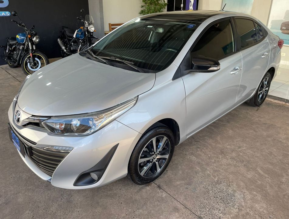 Toyota YARIS XLS Connect Sed. 1.5 Flex 16V Aut.
