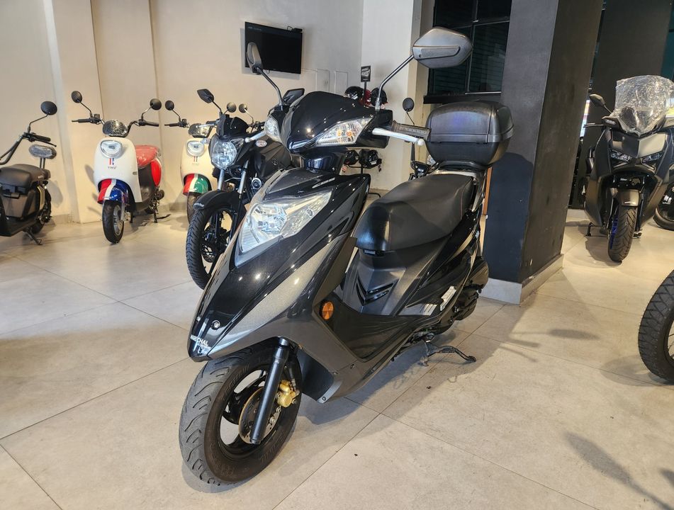  Lindy 125