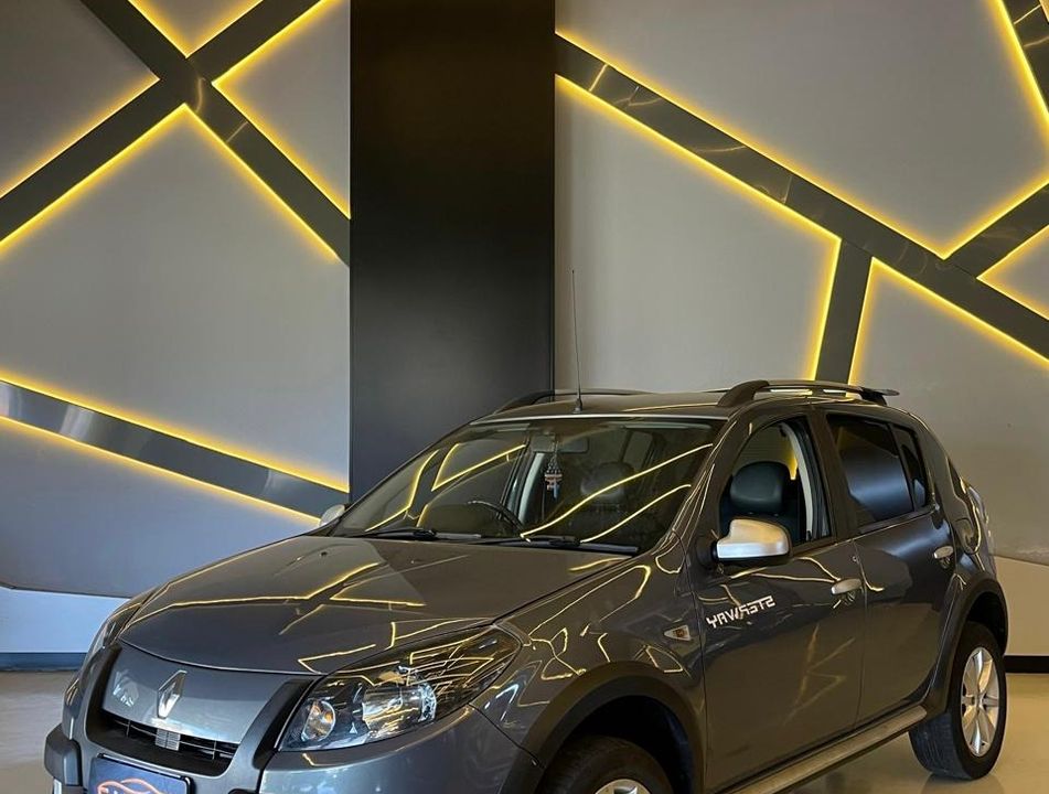 Renault SANDERO STEPWAY Hi-Flex 1.6 16V 5p Aut.