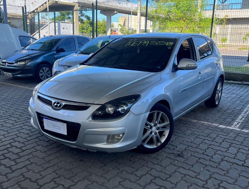 Hyundai i30 2.0 16V 145cv 5p Aut.