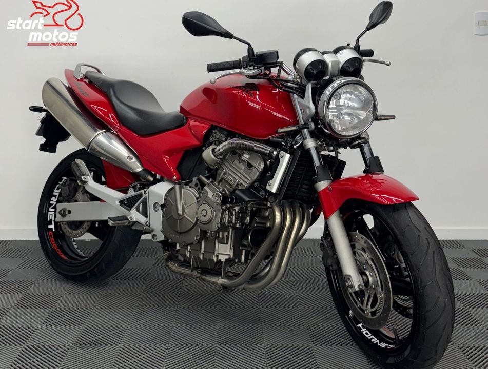 HONDA CB 600F HORNET