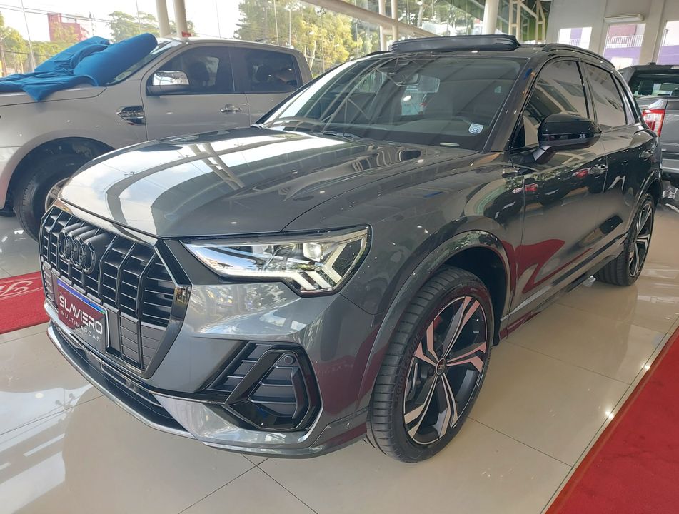 Audi Q3 Perf. Black.Plus 2.0 TFSI Tip. Quat.