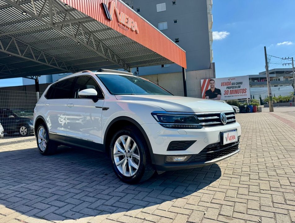 VolksWagen TIGUAN Allspac Comf 250 TSI 1.4 Flex