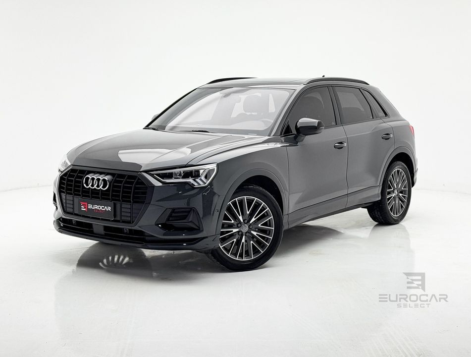 Audi Q3 Black Ed. 1.4 TFSI Flex/Black S-tron.