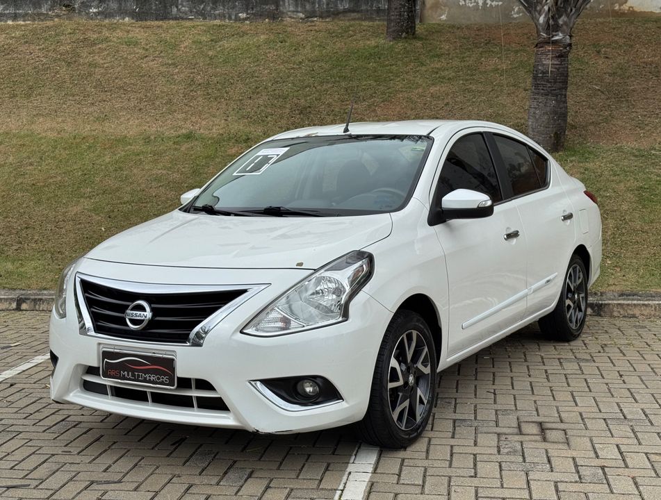 Nissan VERSA UNIQUE 1.6 16V FlexStart 4p Aut.