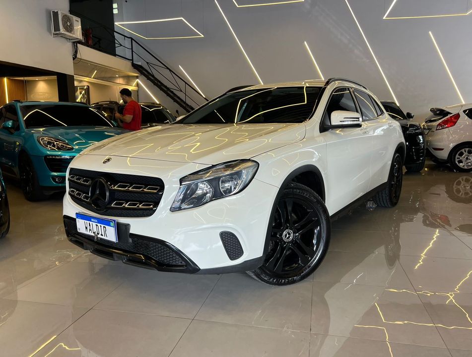 Mercedes GLA 200 Enduro 1.6 TB 16V Flex Aut.
