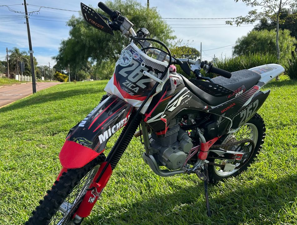 HONDA CRF 230 F