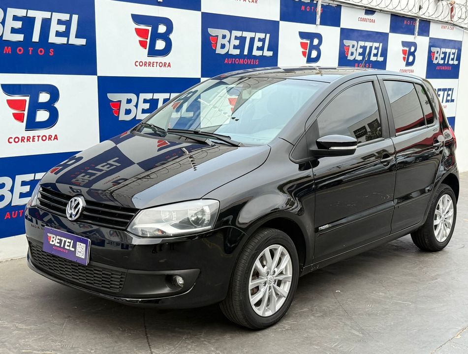 VolksWagen Fox 1.6 Mi Total Flex 8V 5p
