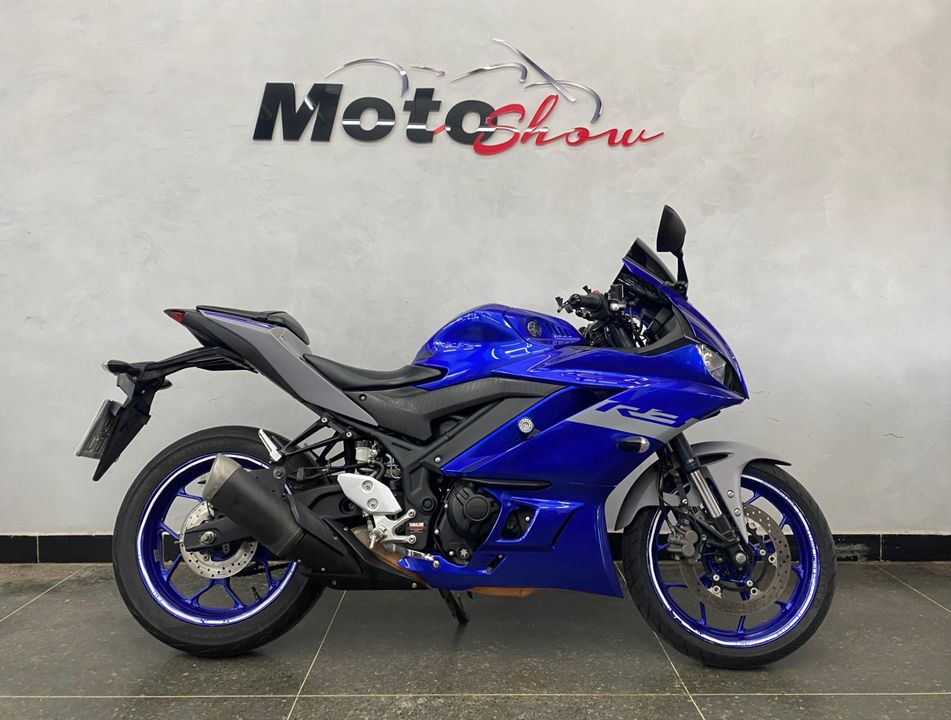 YAMAHA YZF R-3 321/ABS