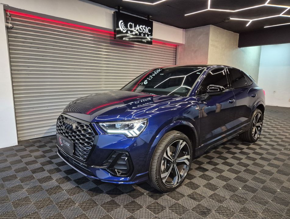 Audi Q3 SPB Perf.Black Plus 2.0 TFSI Tip.Quat
