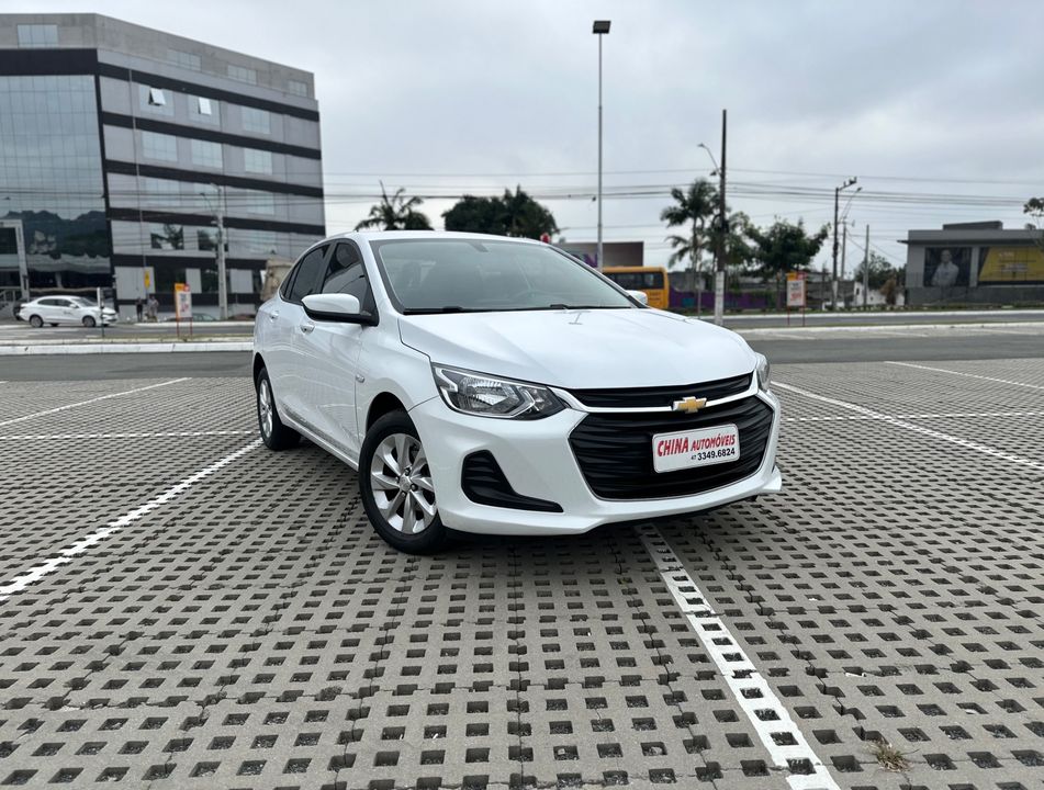 Chevrolet ONIX SEDAN Plus LT 1.0 12V Flex 4p Mec.
