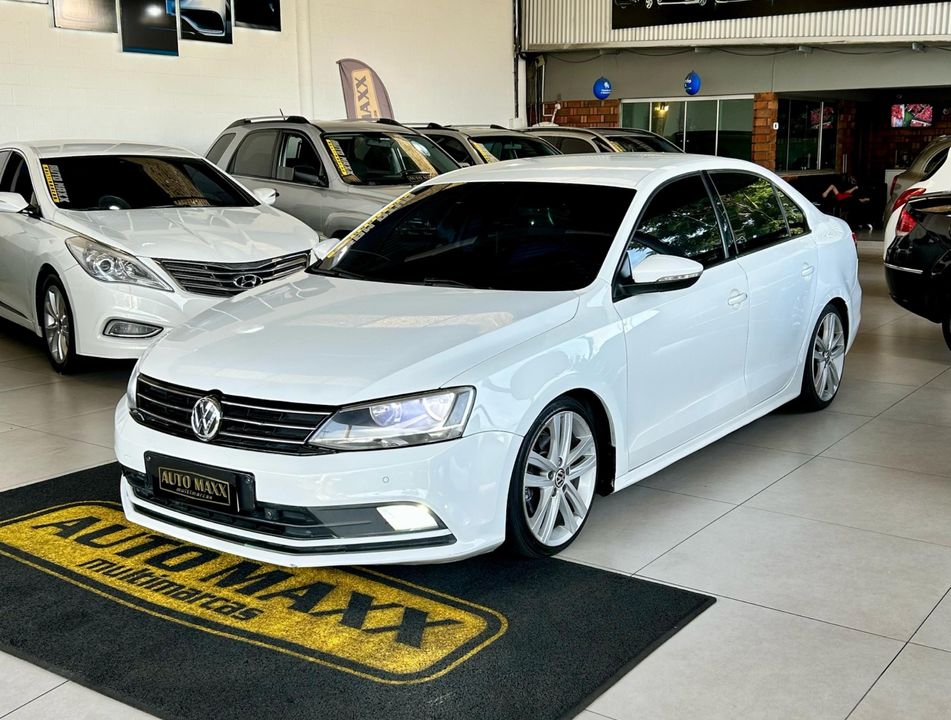 VolksWagen JETTA Comfortline 2.0 T.Flex 8V 4p Tipt.