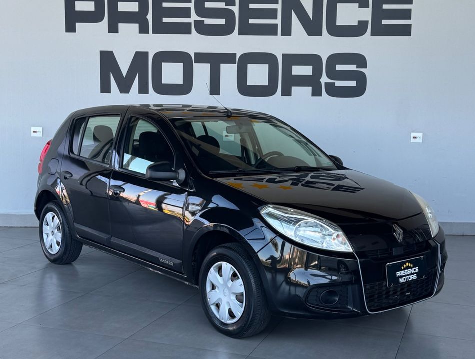 Renault SANDERO Authentique Hi-Flex 1.0 16V 5p