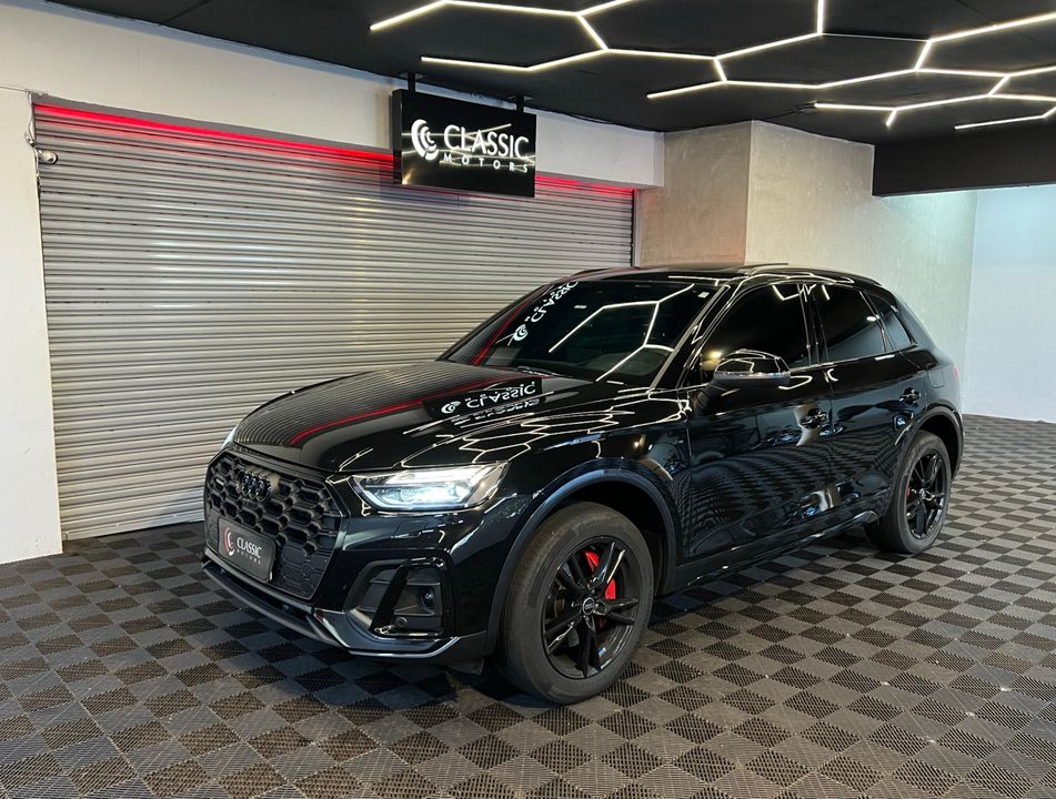 Audi Q5 SB P Black. 2.0 TFSIe S.Tr. Qt (Hib.)