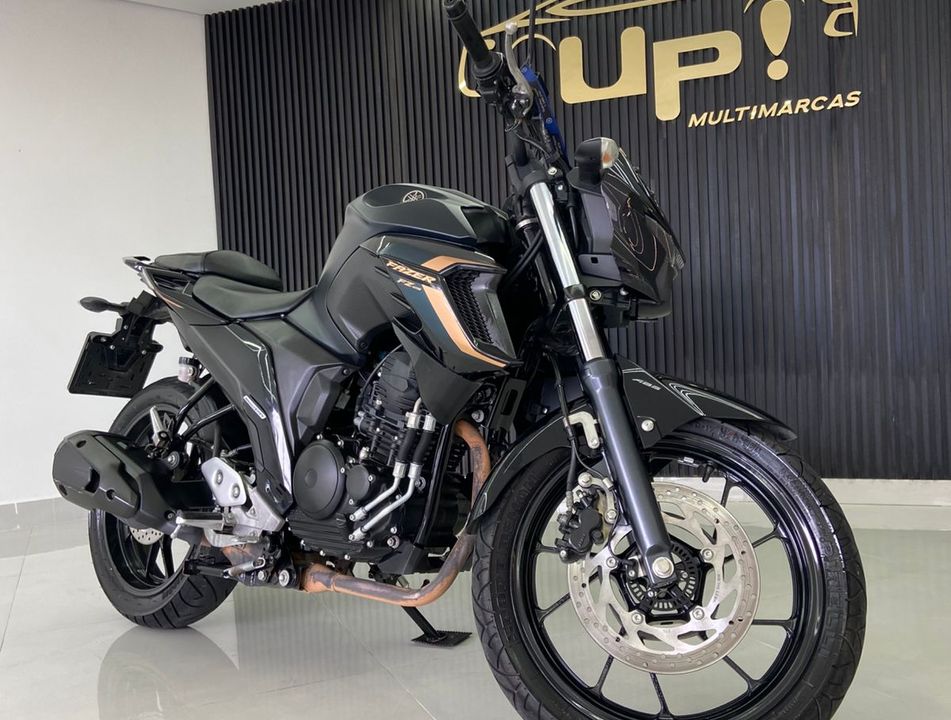 YAMAHA FZ25 250 FAZER FLEX