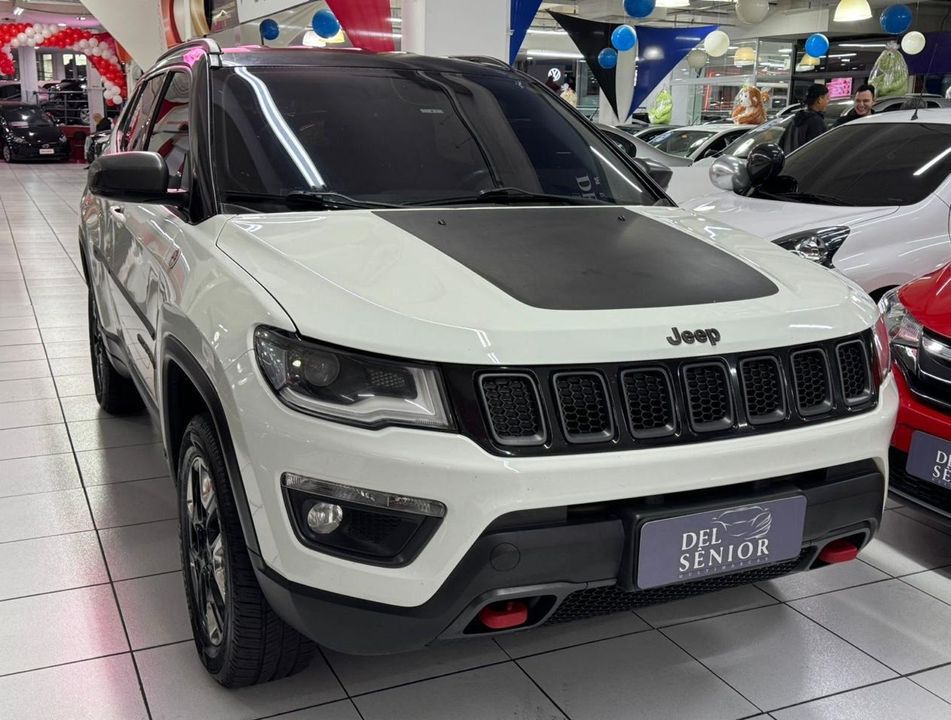 Jeep COMPASS TRAILHAWK 2.0 4x4 Dies. 16V Aut.