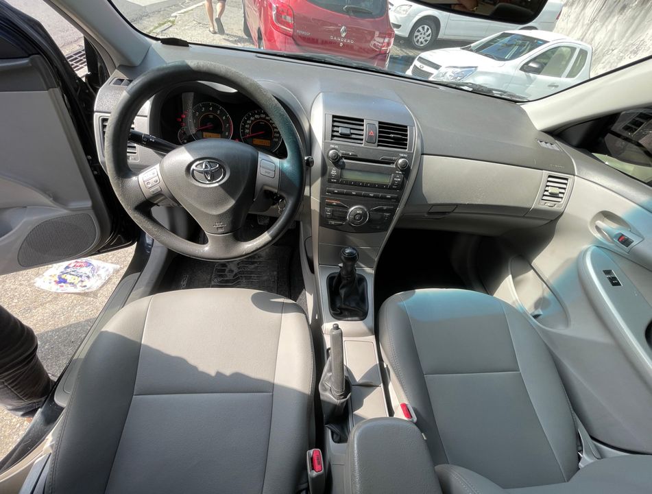 Toyota Corolla GLi 1.8 Flex 16V Mec.