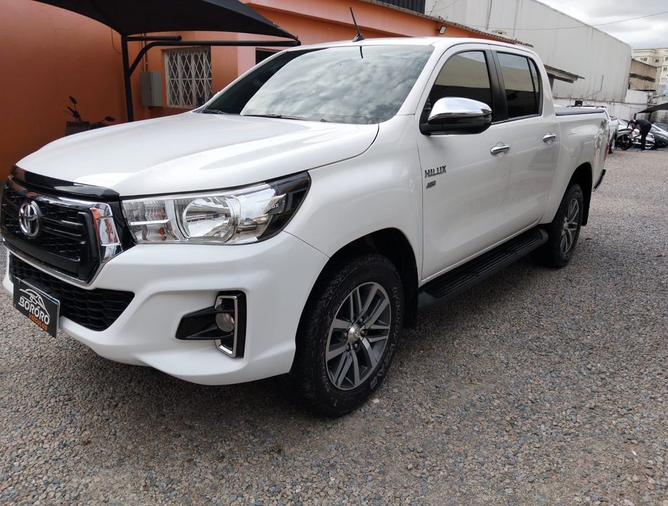 Toyota Hilux CD SRV 4x2 2.7 Flex 16V Aut.