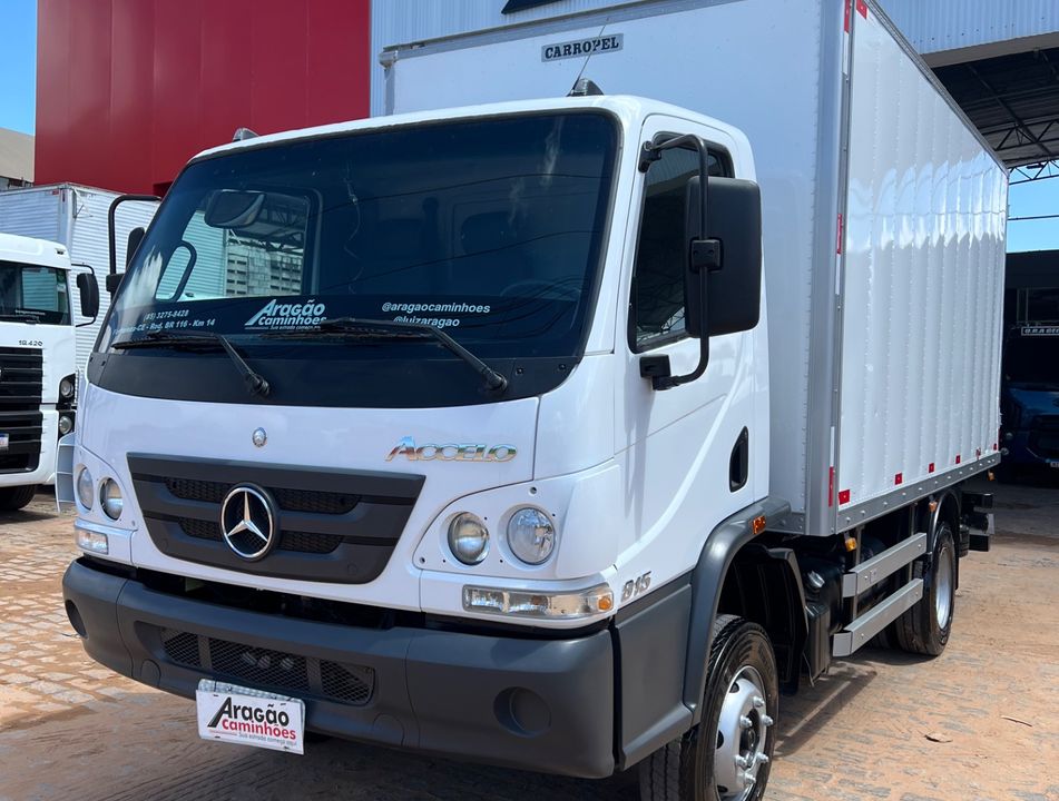 MERCEDES-BENZ Accelo 815 2p (diesel) (E5)