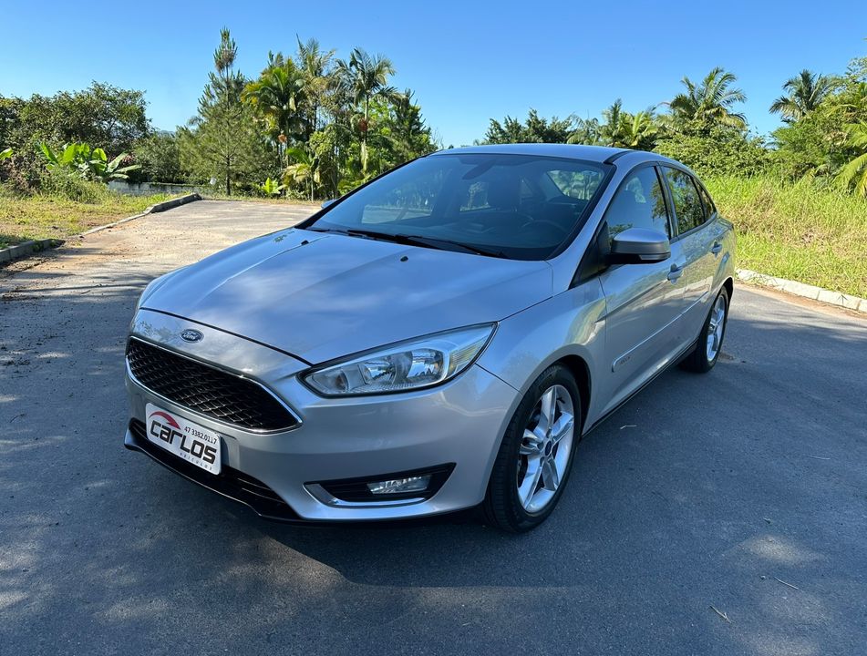 Ford Focus 2.0 16V/SE/SE Plus Flex 5p Aut.
