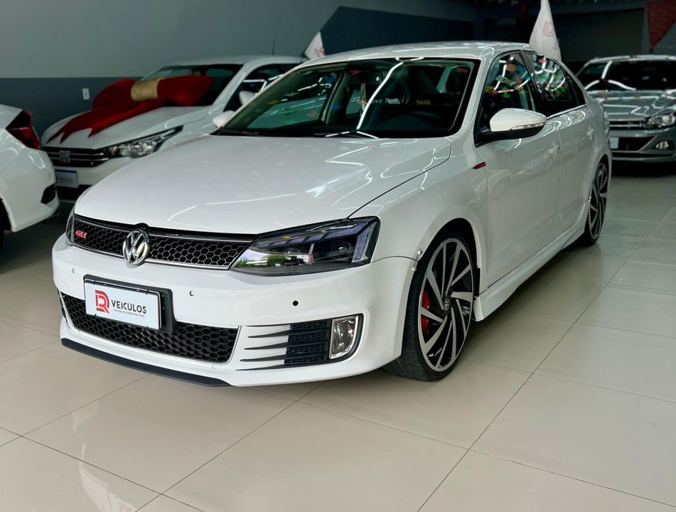 VolksWagen JETTA Comfortline  2.0 T.Flex 8V 4p Mec.