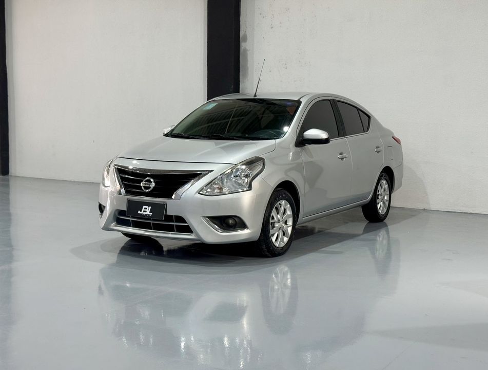Nissan VERSA SV 1.6 16V FlexStart 4p Aut.