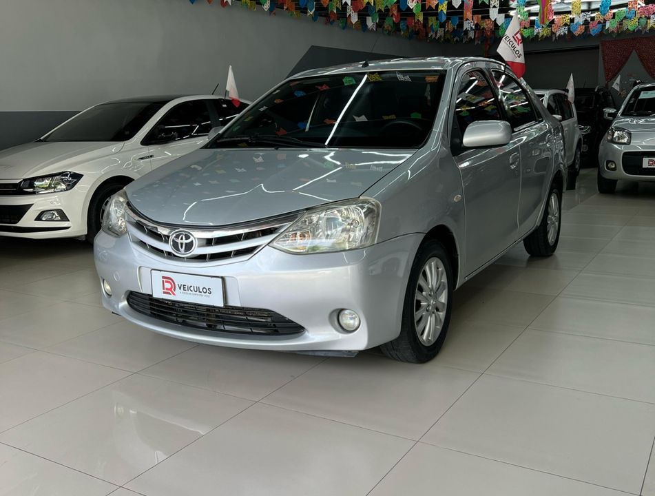 Toyota ETIOS XLS Sedan 1.5 Flex 16V 4p Mec.