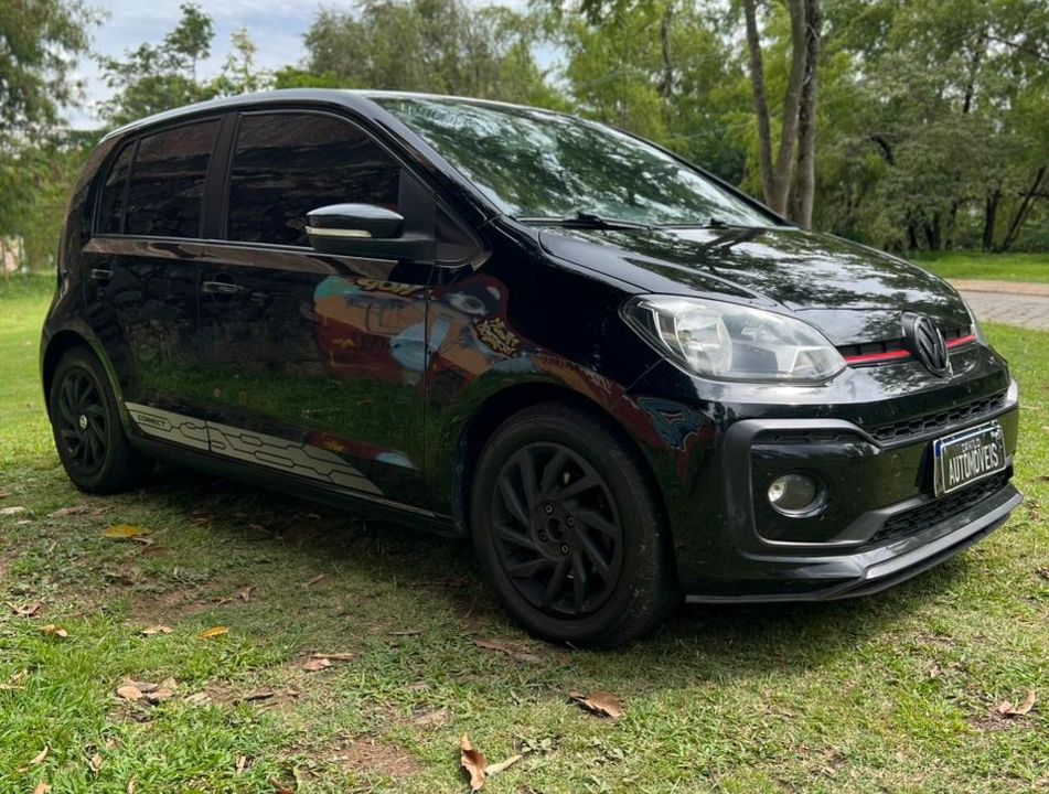 VolksWagen up! Connect 1.0 TSI Total Flex 12V 5p