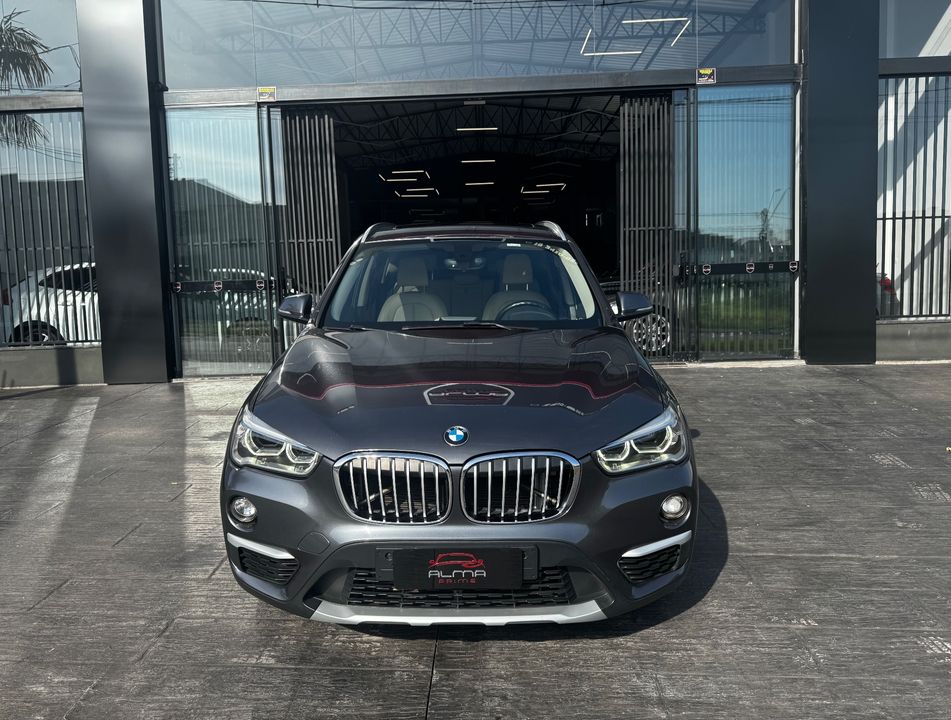 BMW X1 SDRIVE 20i X-Line 2.0 TB Active Flex